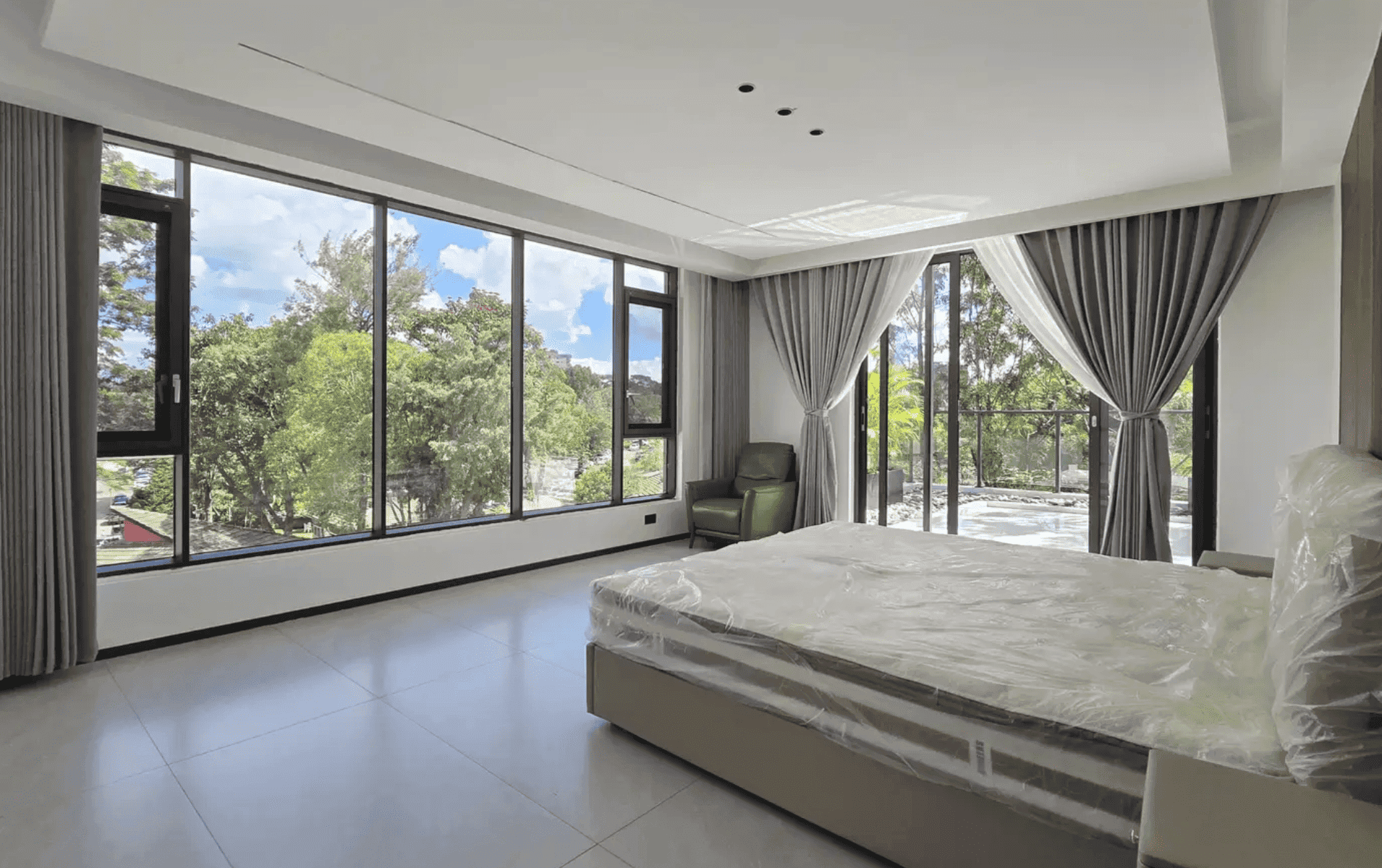 5 Bedroom Villa For Sale in Lavington
