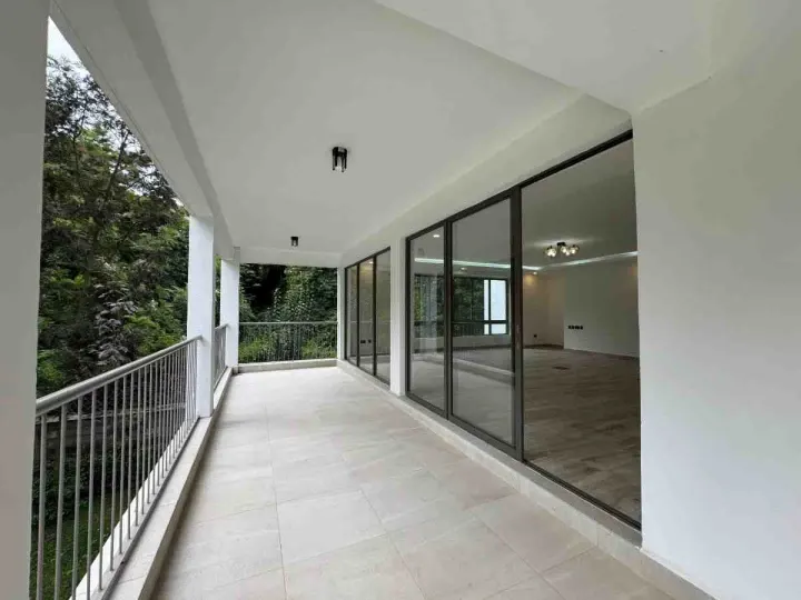 4 Bedroom Villa For Sale in Karen