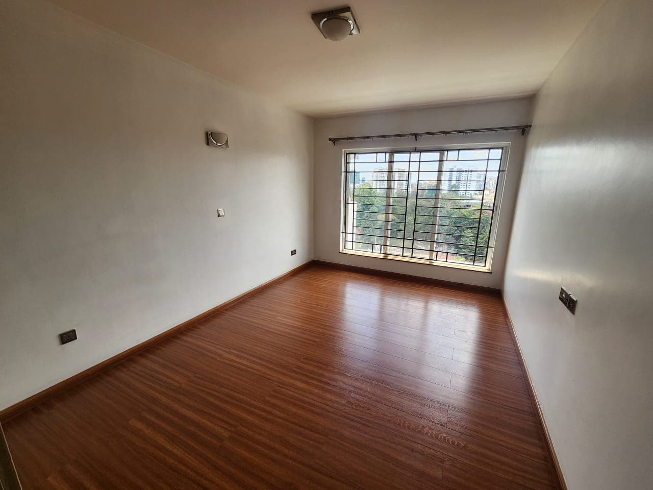 3 Bedroom Apartment For Sale in Kileleshwa