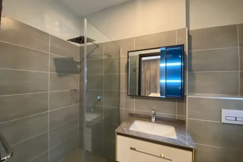 2 Bedroom Apartment For Sale in Riverside