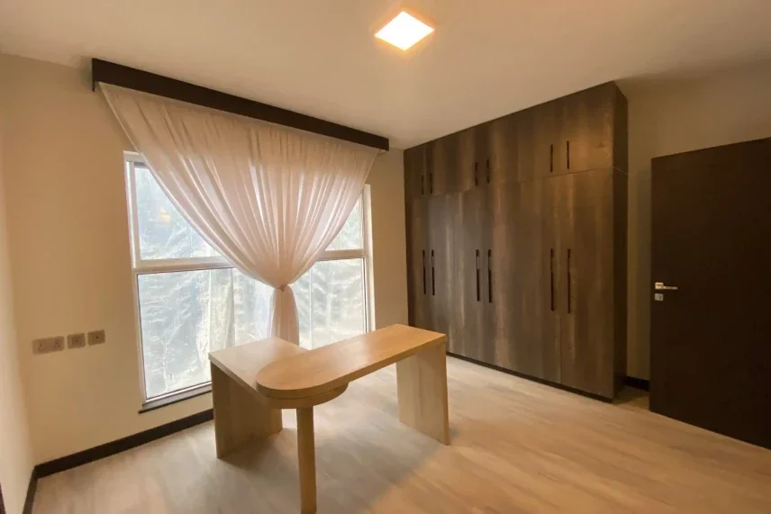 2 Bedroom Apartment For Sale in Riverside