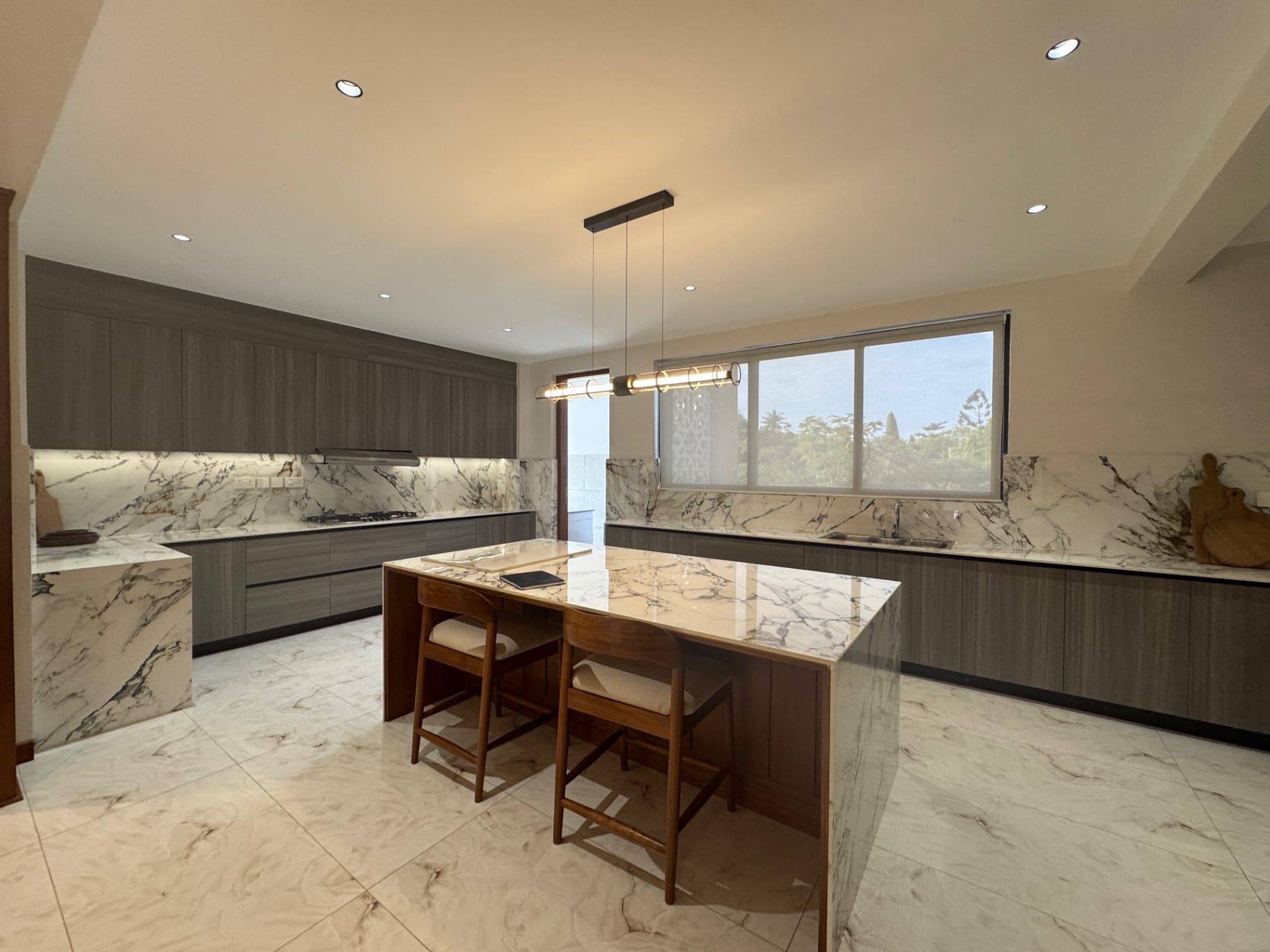 3 Bedroom Apartment For Sale in Nyali