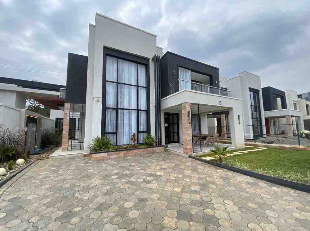 4 Bedroom Townhouse for Sale in Tatu City — 1