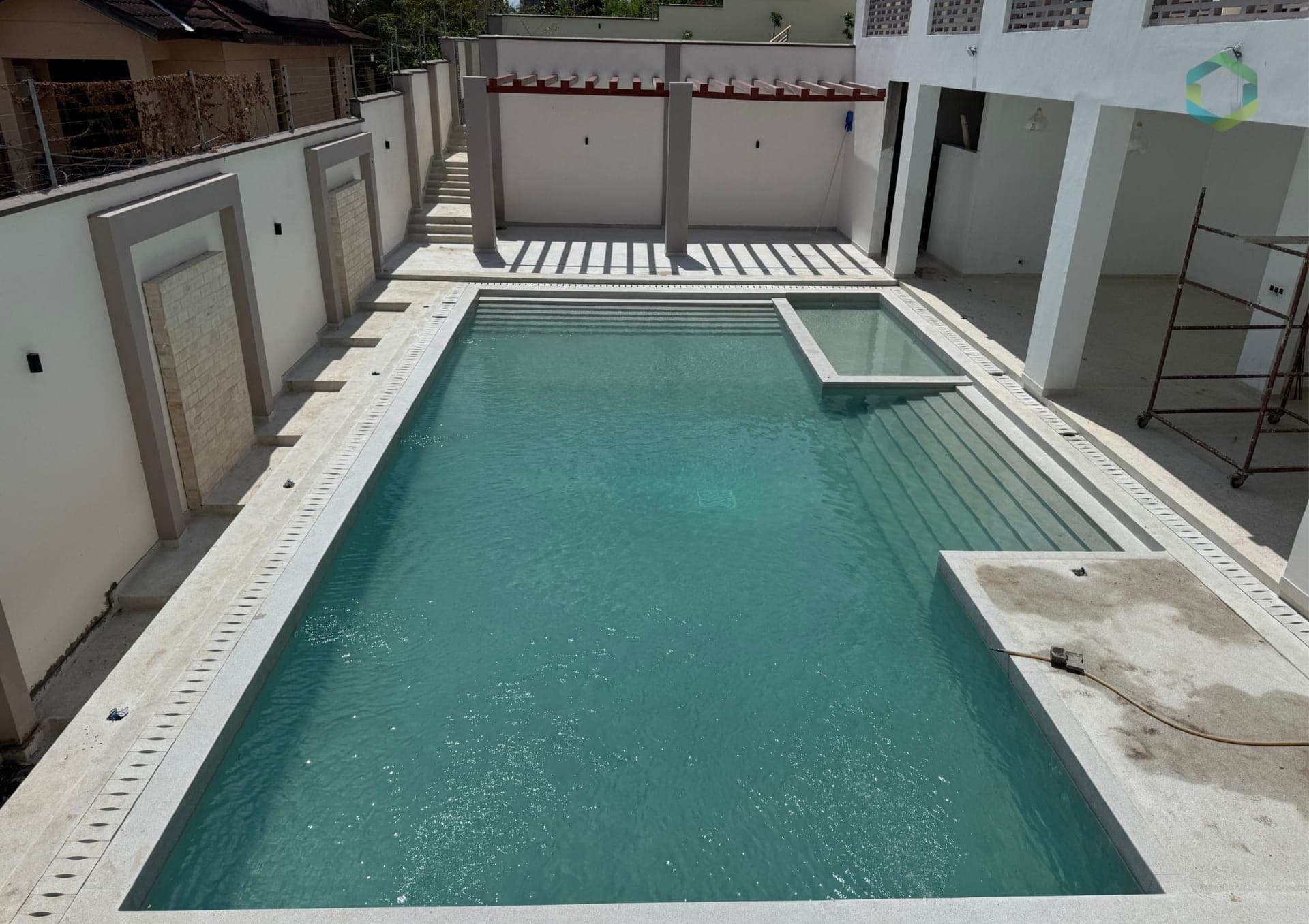 4 Bedroom Apartment For Sale in Nyali