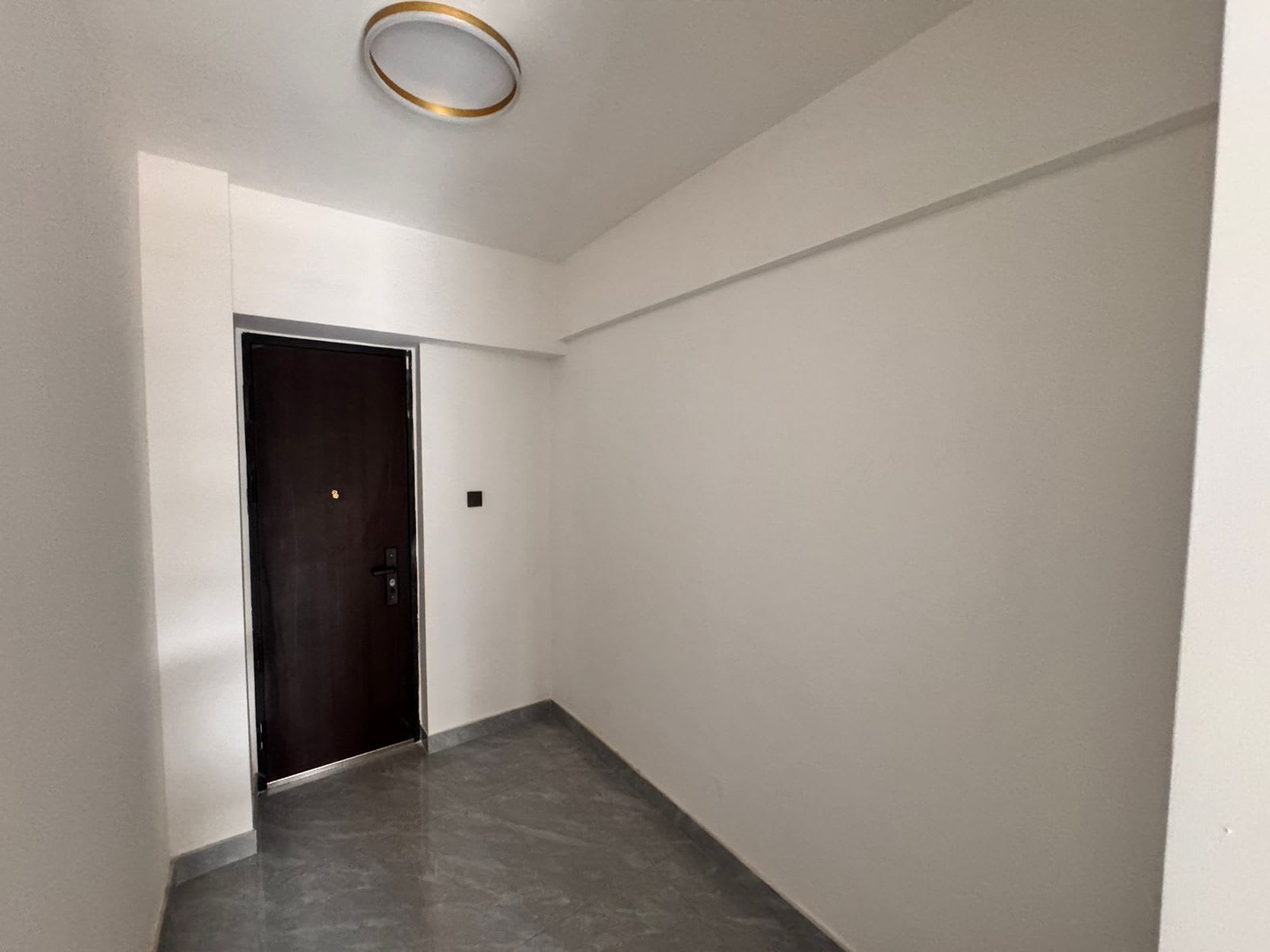 3 Bedroom Apartment for Sale in Riverside — 1