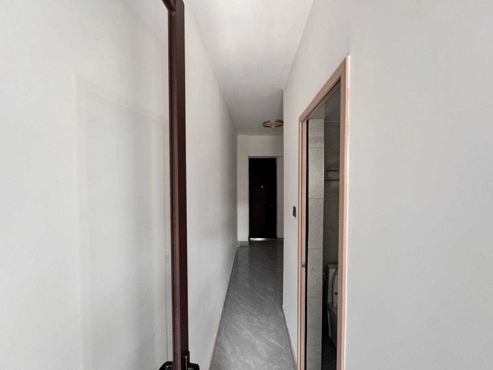 3 Bedroom Apartment For Sale in Riverside