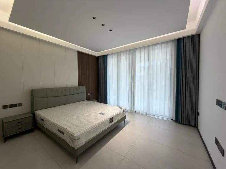 5 Bedroom Villa For Sale in Lavington