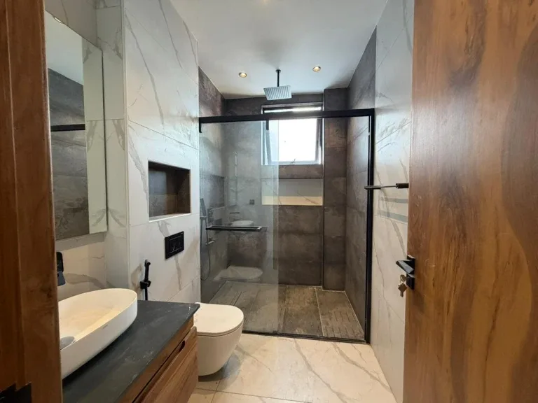 4 Bedroom Apartment For Sale in Peponi Road